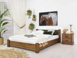 Borovicová rustikální postel