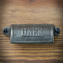 Nábytková úchytka mušle Gner