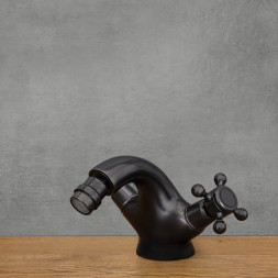 retro stojací umyvadlové baterie