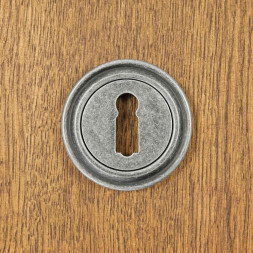 Samostatná rozeta s otvorem pro klíč antický nikl