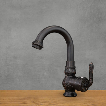 samostatně stojící umyvadlové baterie