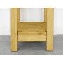 dřevěný noční stolek