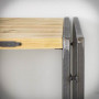 dřevěný psací stůl z masivu