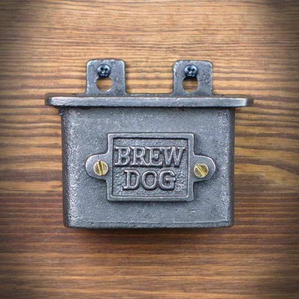 Litinový držák na víčka Brew Dog