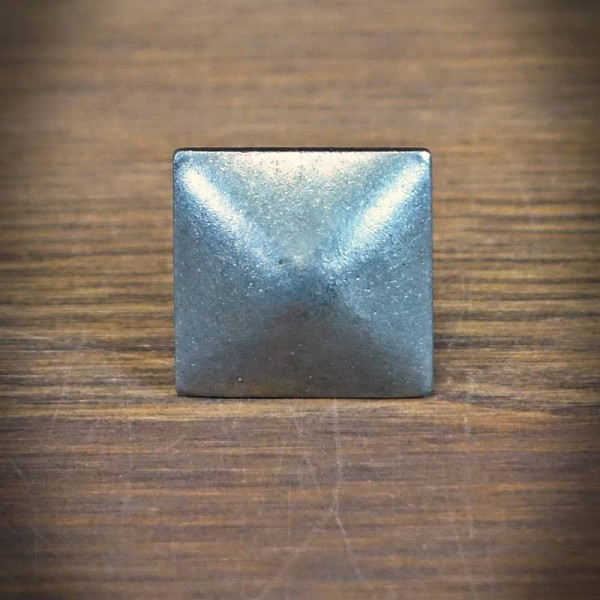 Ozdobný cvoček Cube, 30 mm