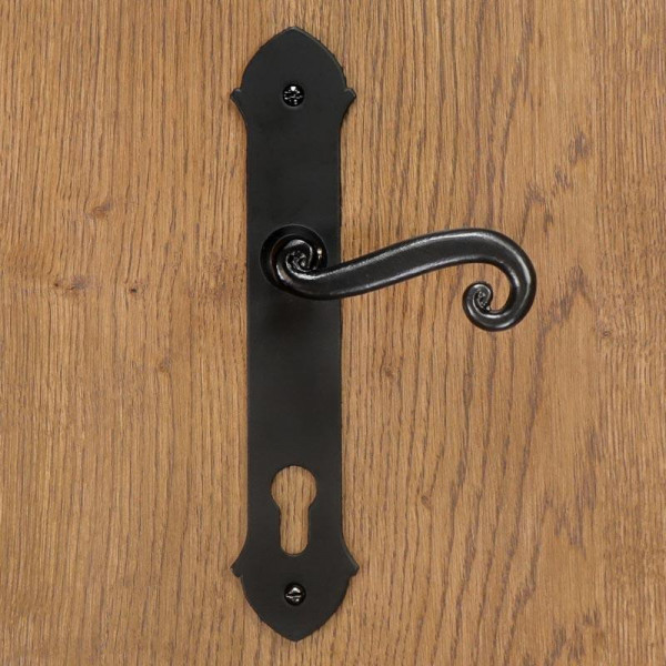 Dveřní klika Malta, s otvorem pro vložkový zámek 90 mm, černá