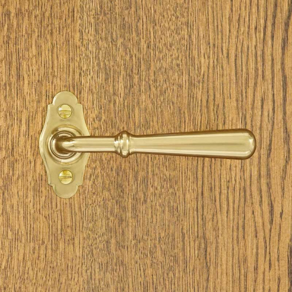 Okenní klika BARTON leštěná mosaz